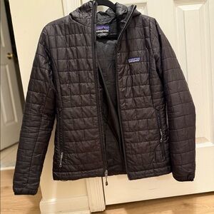 Patagonia Nano Puff Hoody Sz XS in Black